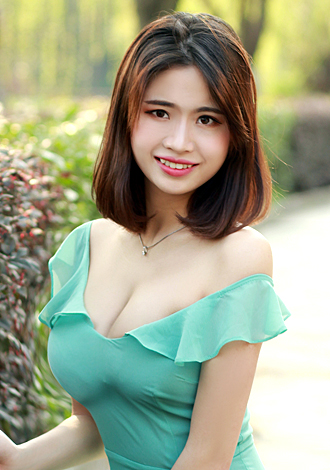 Gorgeous profiles only: Rongdan(Mia) from Nanning, member, dating Online member member