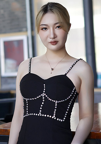 Gorgeous member profiles: attractive Asian dating partner Mengmeng(Judy) from Shenzhen